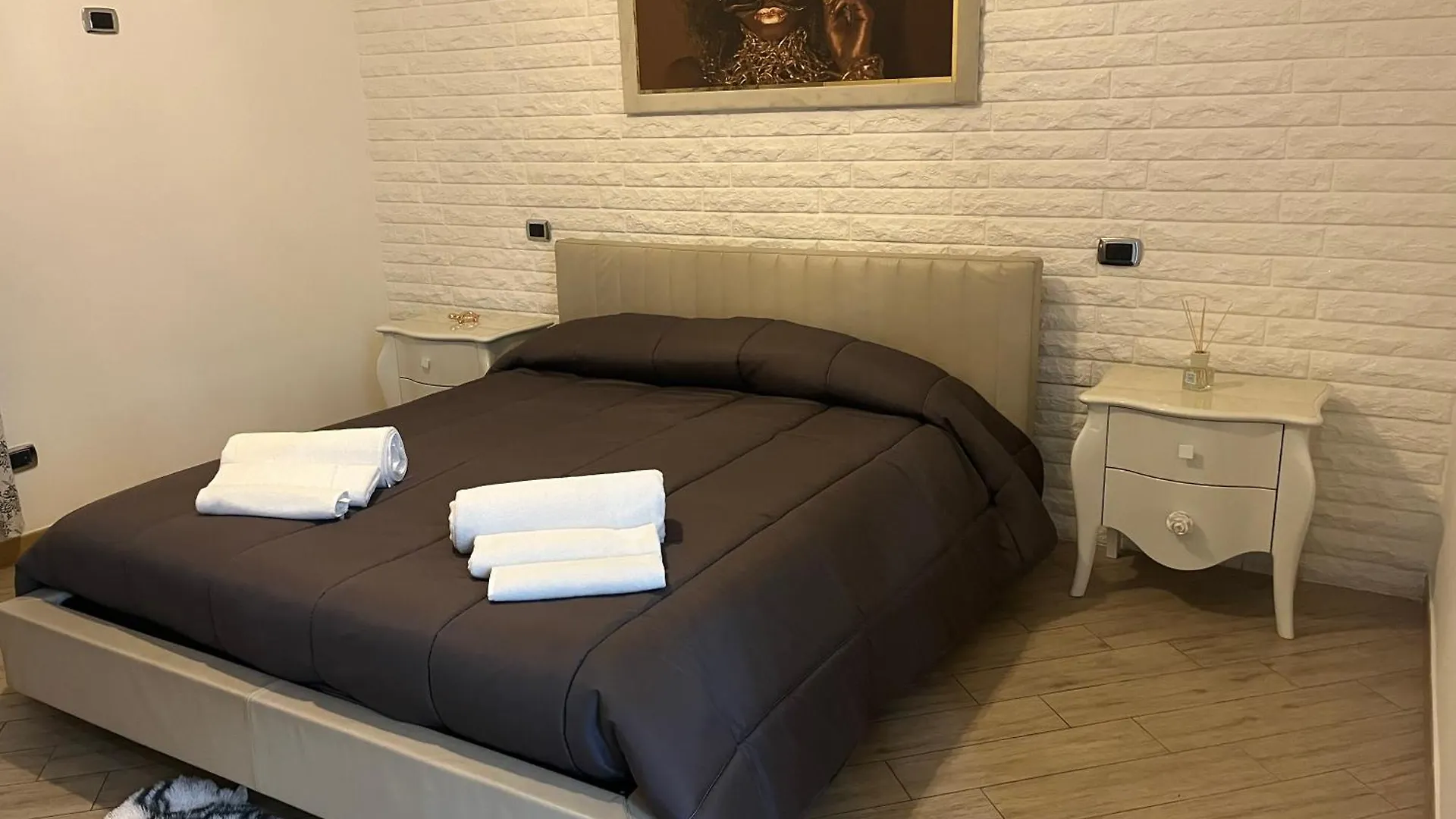 La Casa Di Clhoe Bari Bed & Breakfast